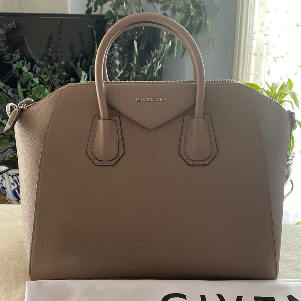 Givenchy Antigona Handbag